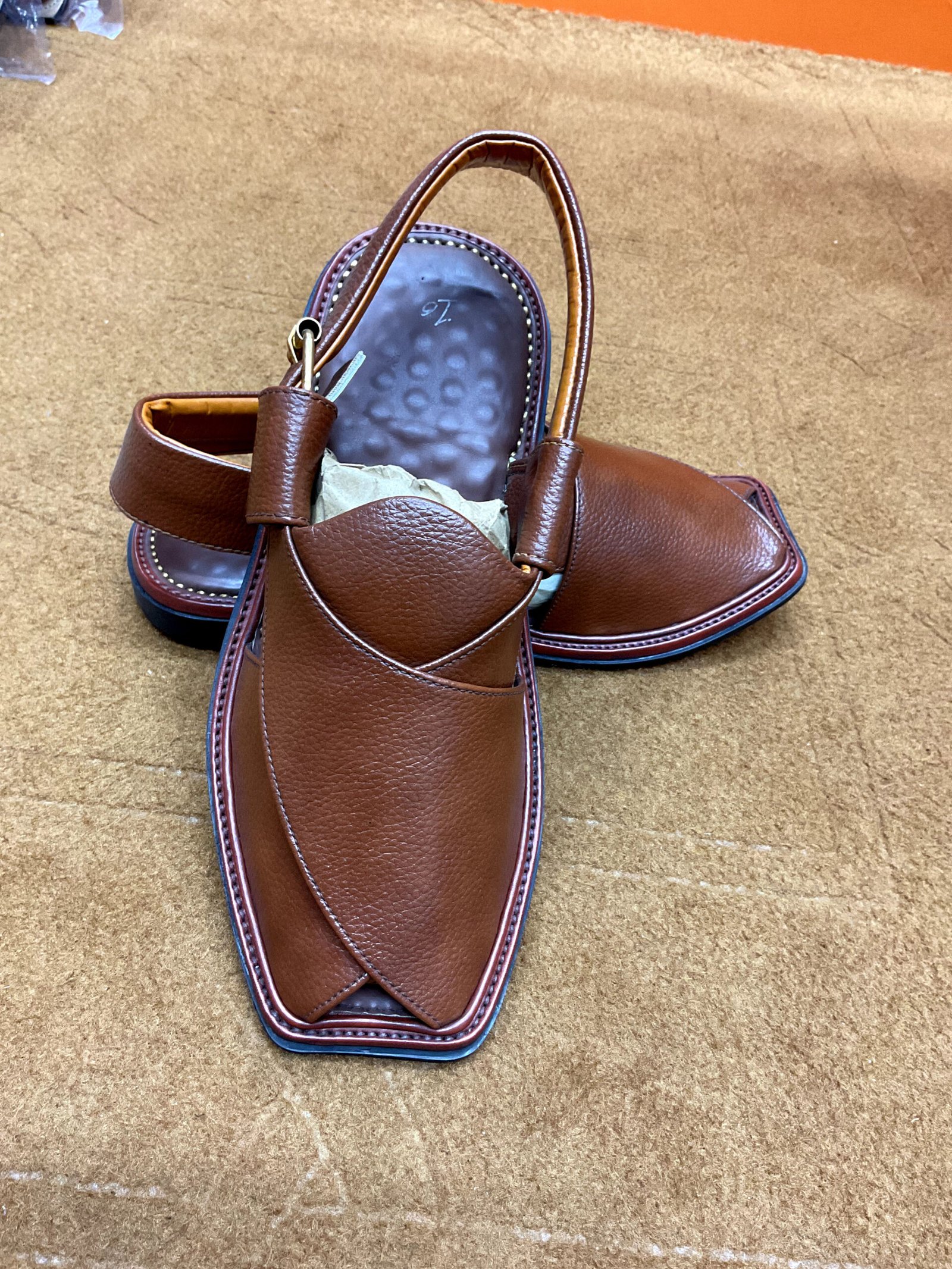 Dotted Design Handmade Chappal (Mehron) - Image 3