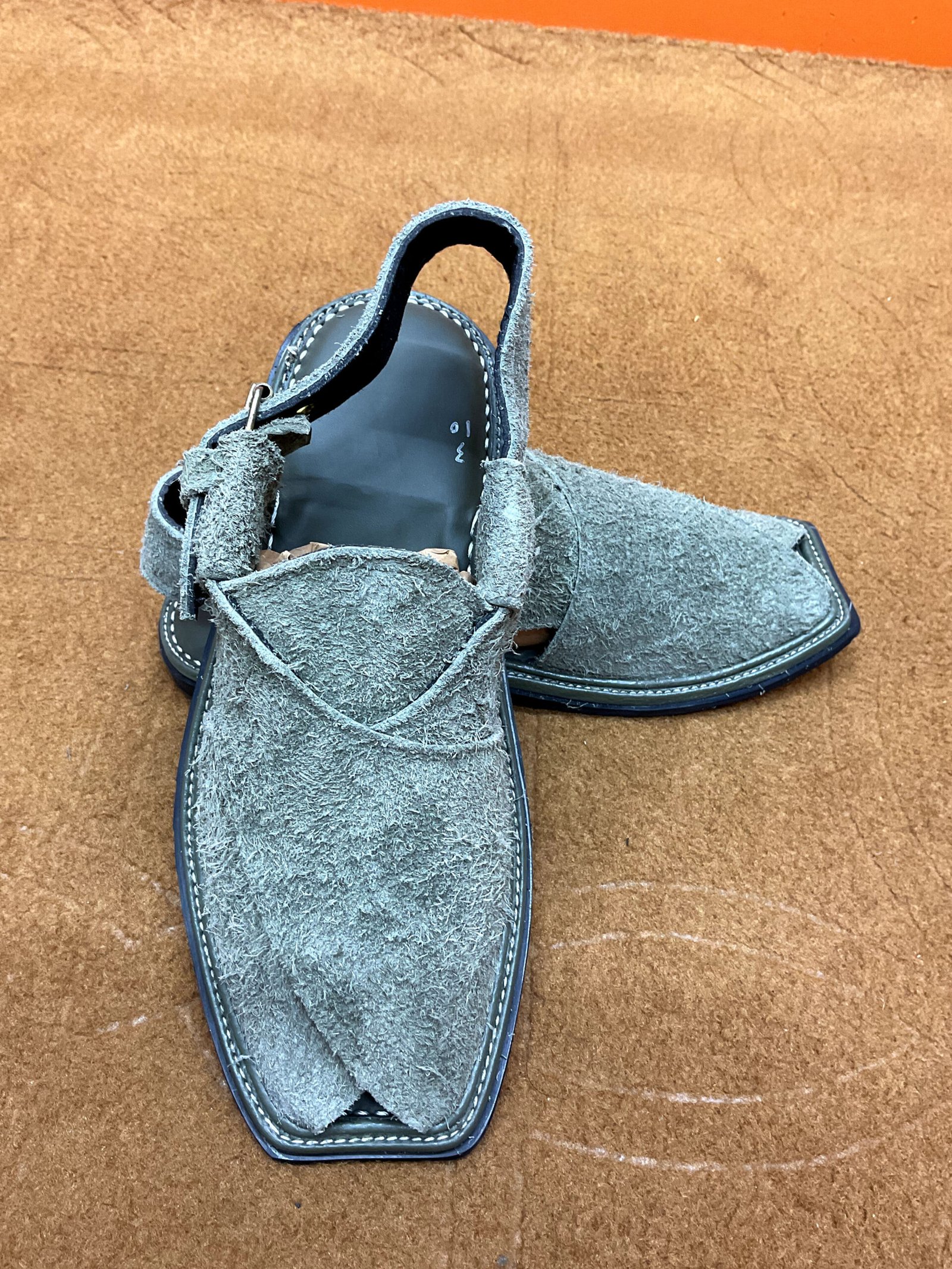 Handmade Suede Sabar Chappal - Image 3