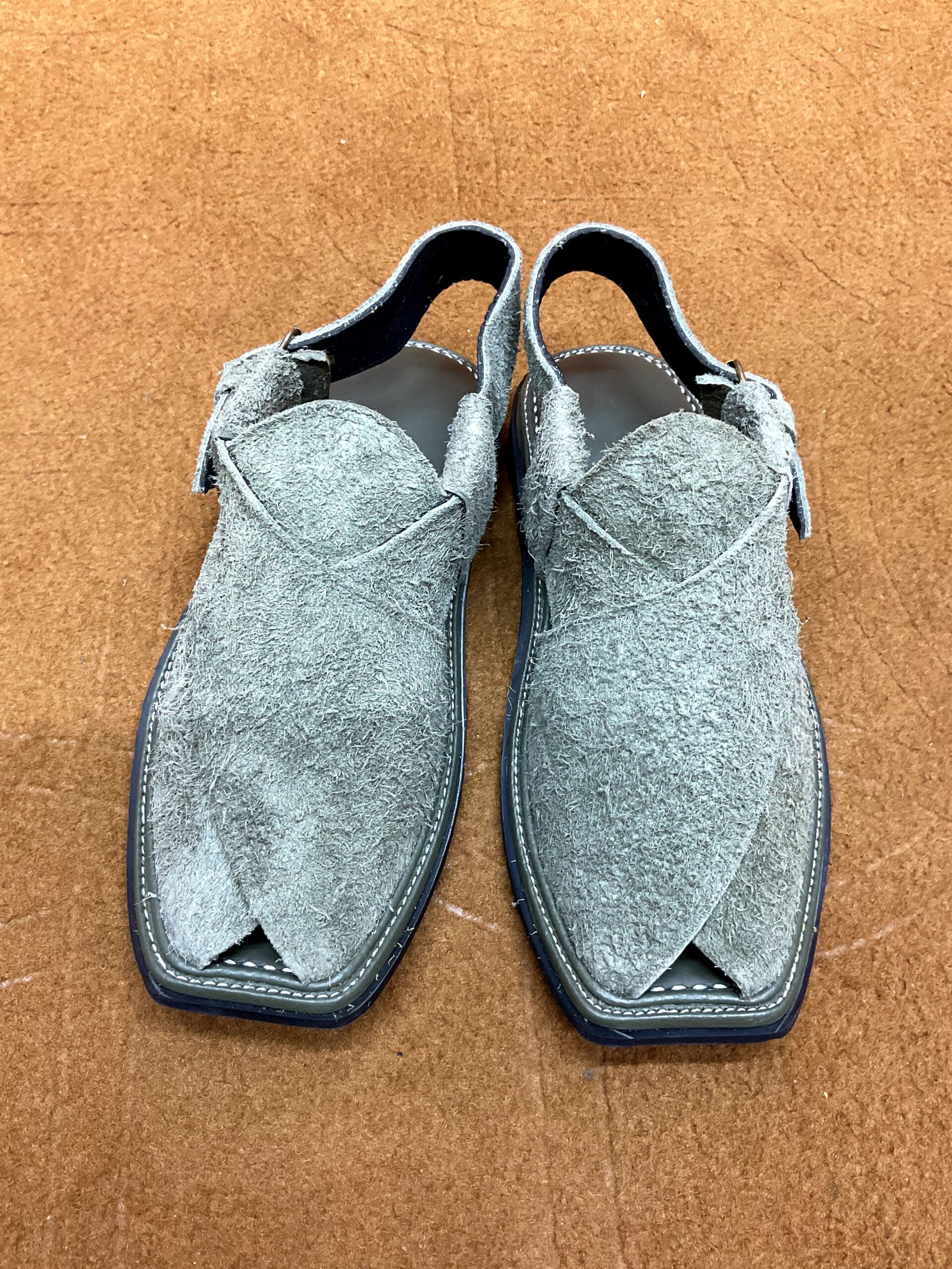 Handmade Suede Sabar Chappal - Image 2